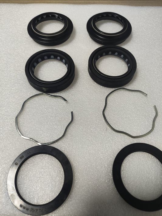 How to Change RFloXa Front Fork Oil Seal 🧐🧐🧐